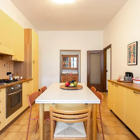 Casa Rezia * Como